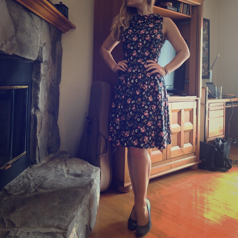 Structured Floral Dress with Bow Detail